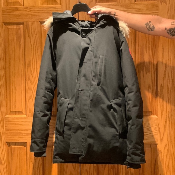 Mens Black Canada Goose Winter Parka (Removable fur) - Picture 5 of 11